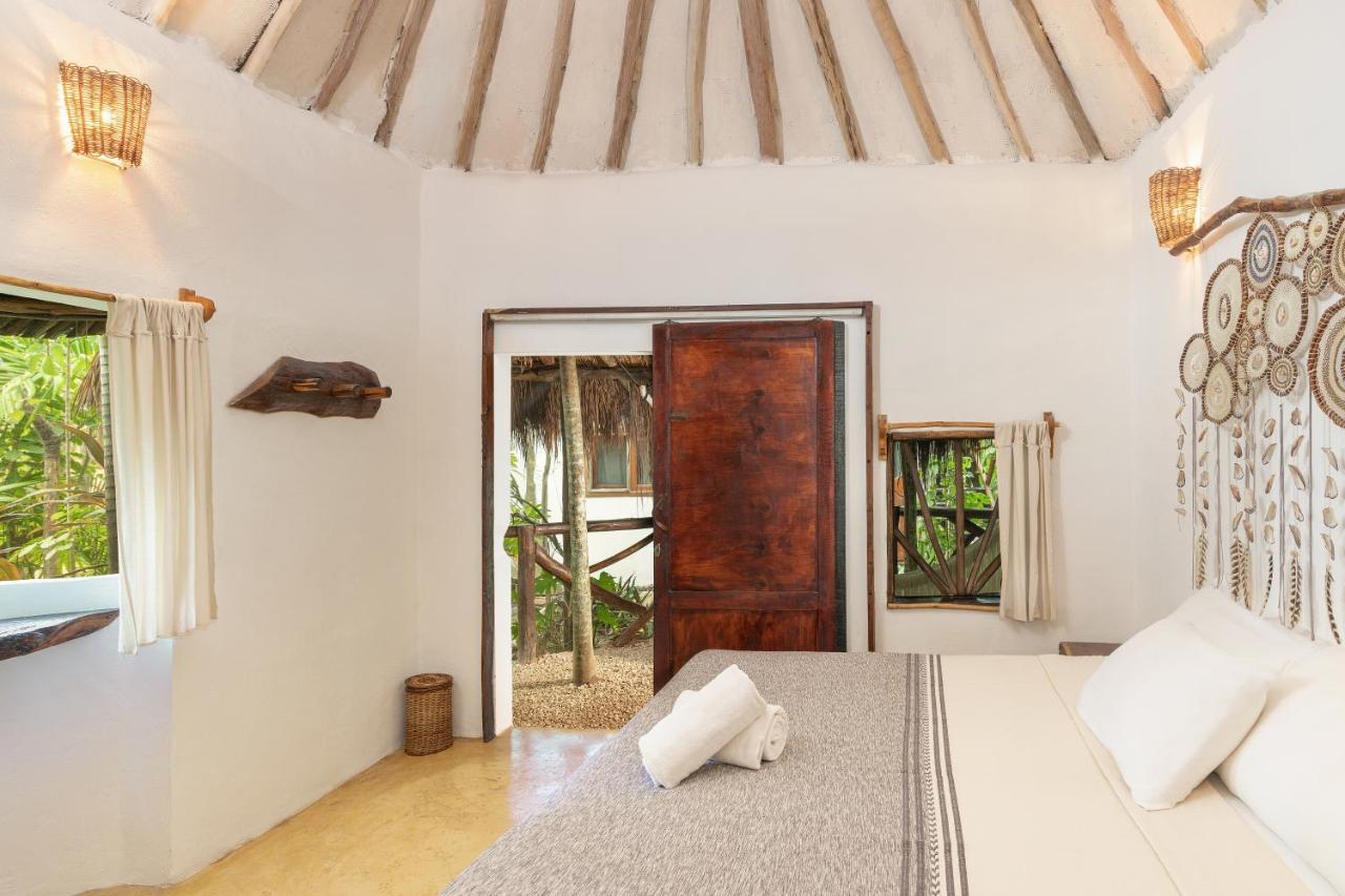 Yaxchen Tulum Cabanas & Cenote Buitenkant foto
